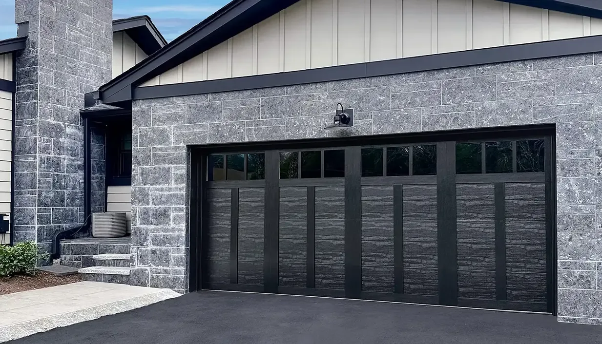Canyon Ridge® Elements — Crelements Black Johncolaneriside