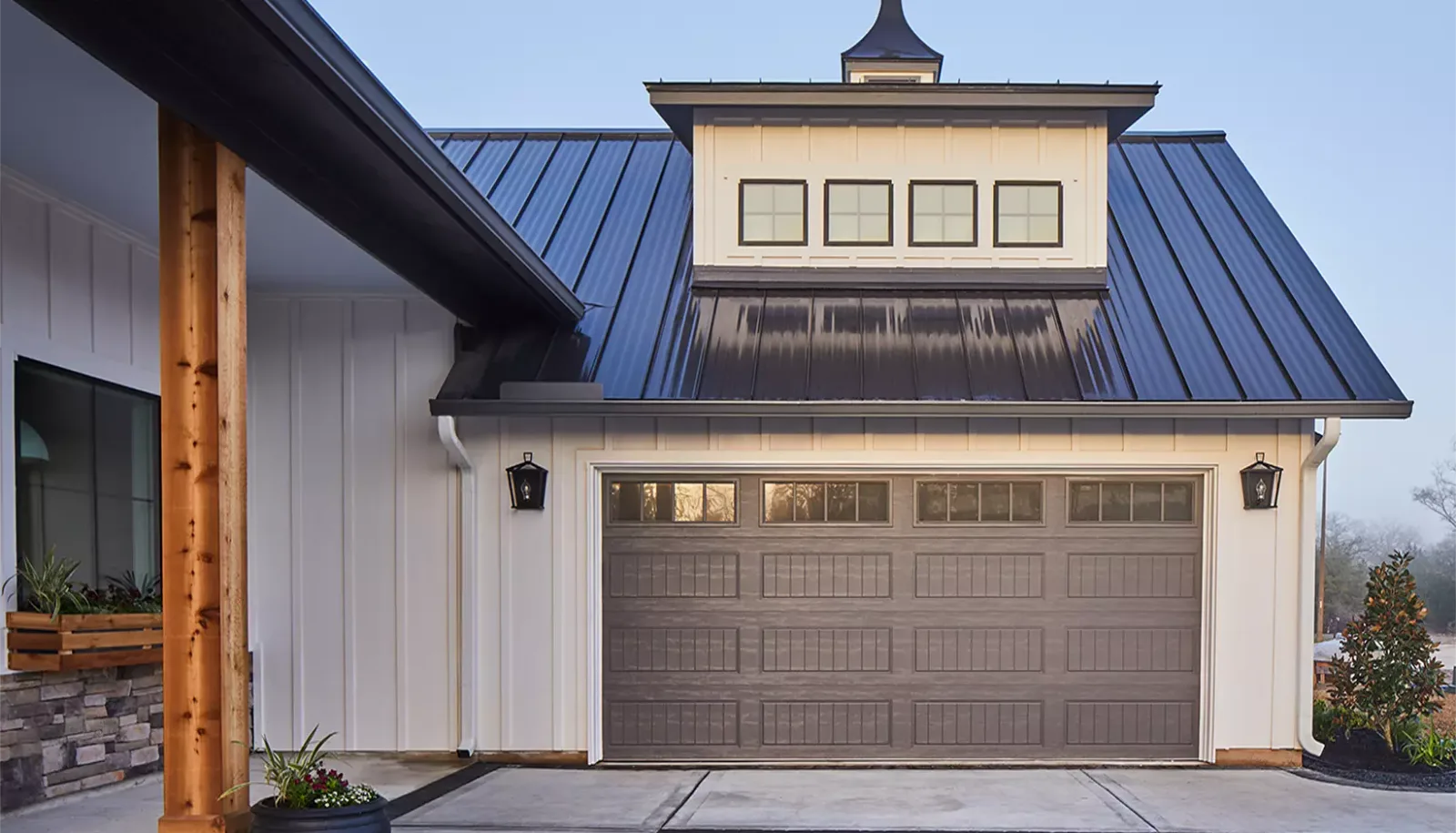 Gallery® Steel — Gallery Steel Long Panel Kurk Homes