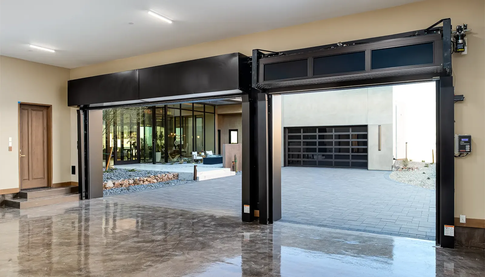 VertiStack® Avante® — Vsavante Open